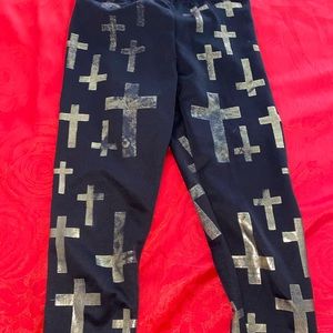 Vintage style cross leggings